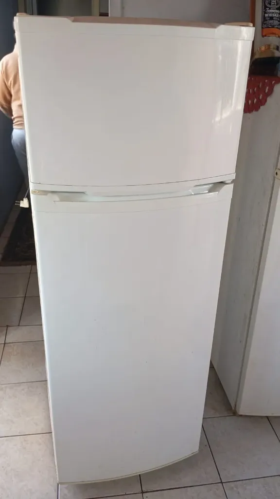 Geladeira Consul CRD36FBANA 334 L 127 V