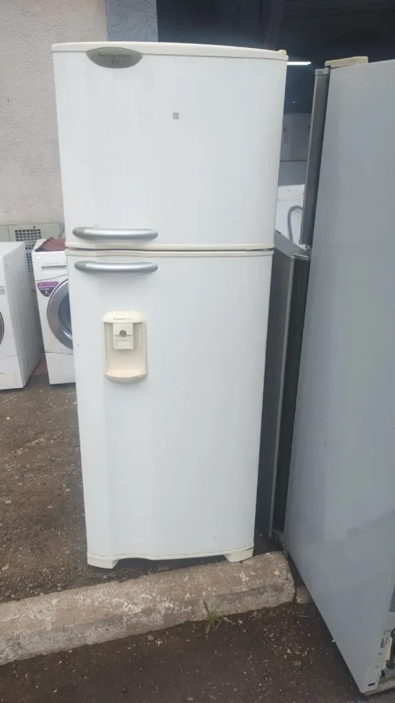 Geladeira Electrolux DFW35 127V